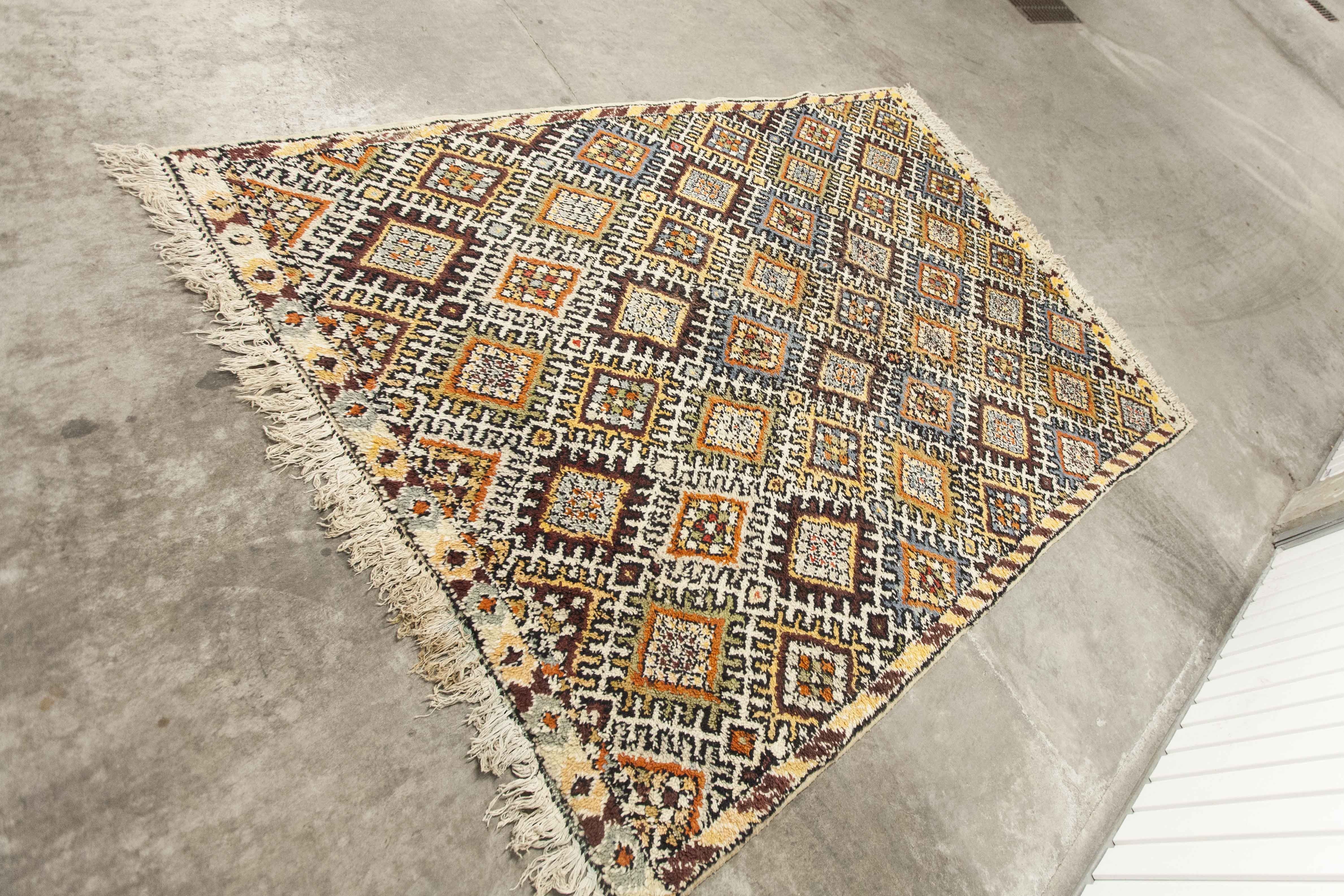 Berber carpet 243x176cm August 1960