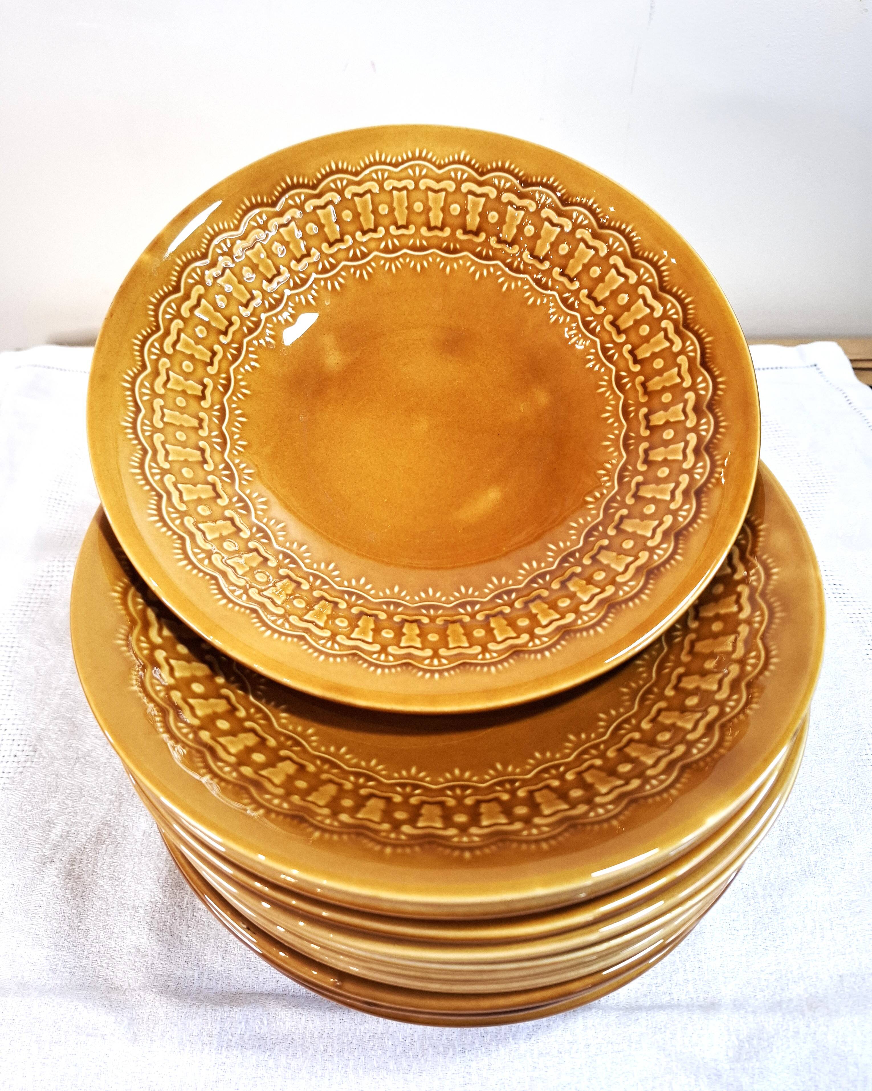 Glazed ceramic plates Gien