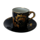 Tasse en porcelaine haviland bleu de sevres doree a l'or fin c.f.h g.d.m