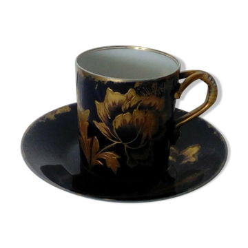 Haviland porcelain cup in blue from Sèvres, gilded with fine gold c.f.h g.d.m.