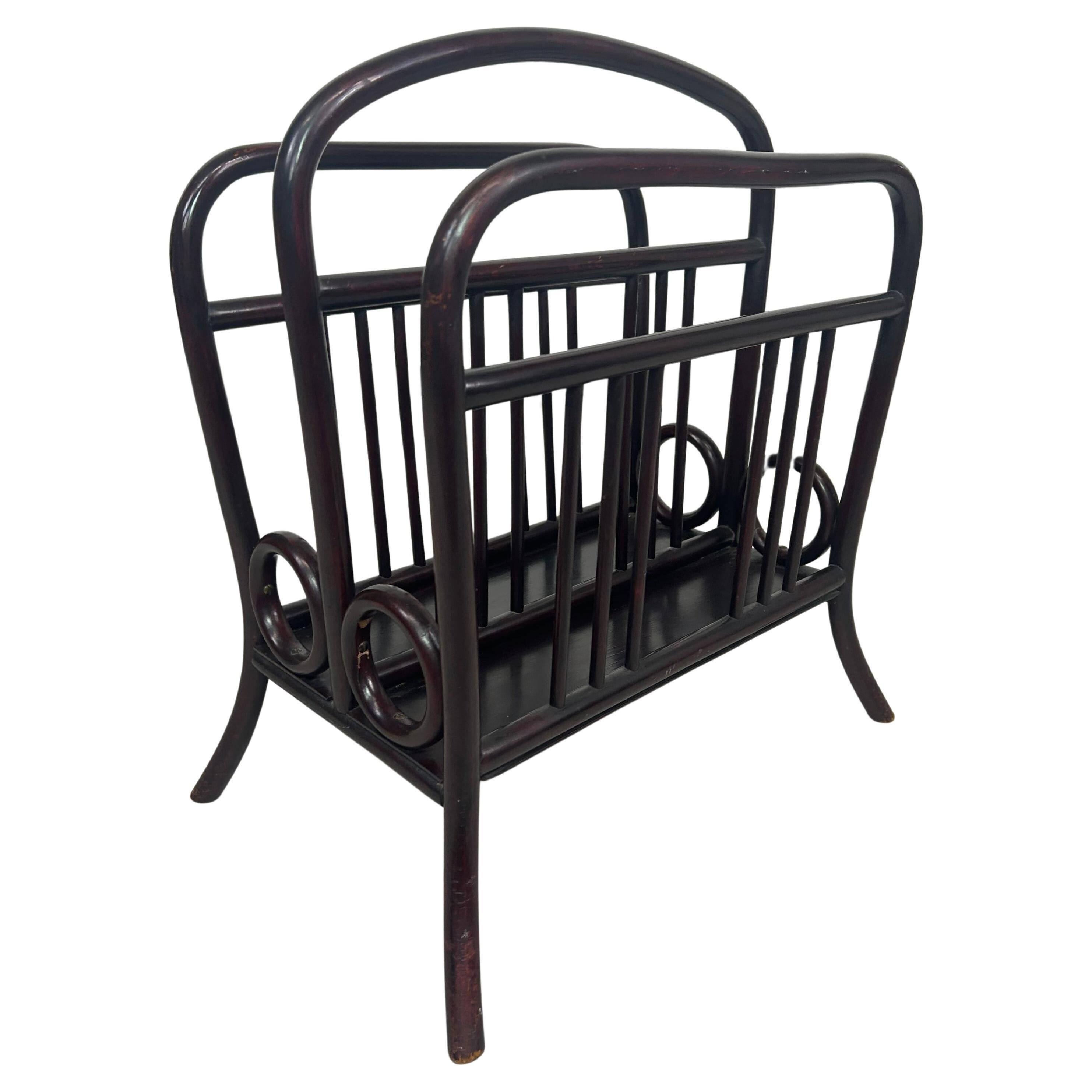 Porte-revues n°33 par Thonet