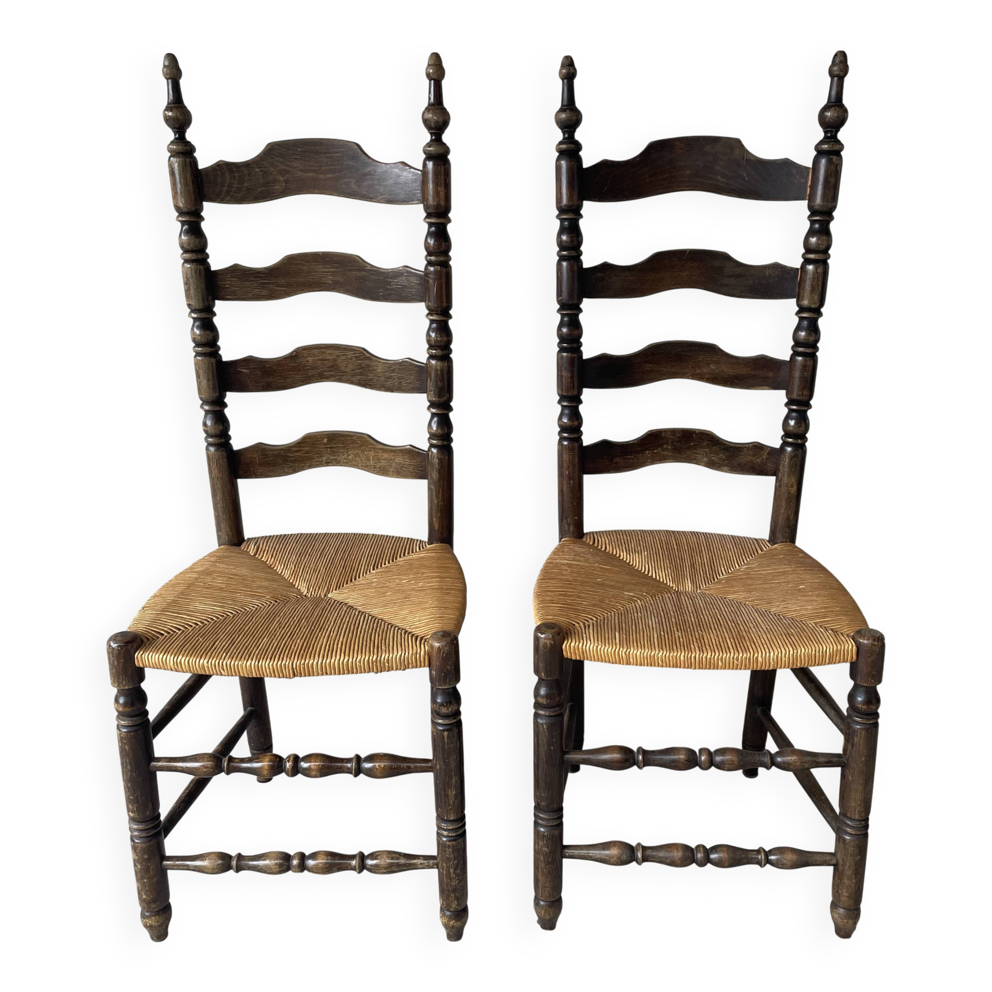 Chaise style campagnard bois massif et paille 1950