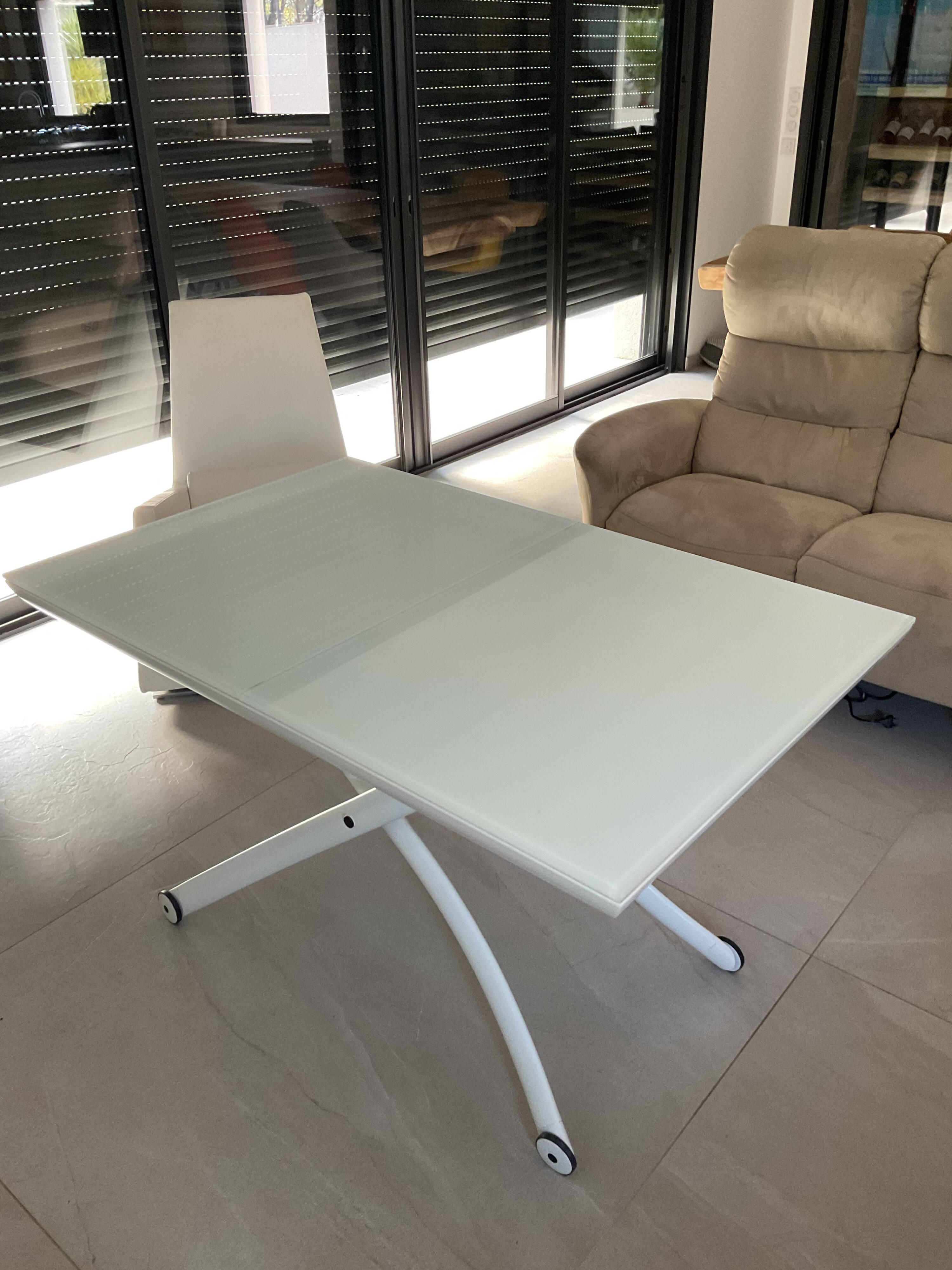 Table basse relevable Yo - yo Ligne Roset