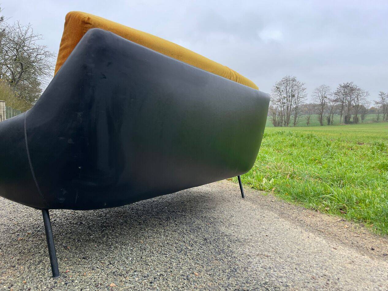 Model 800 canapé, creation and edition by Steiner, around 1958