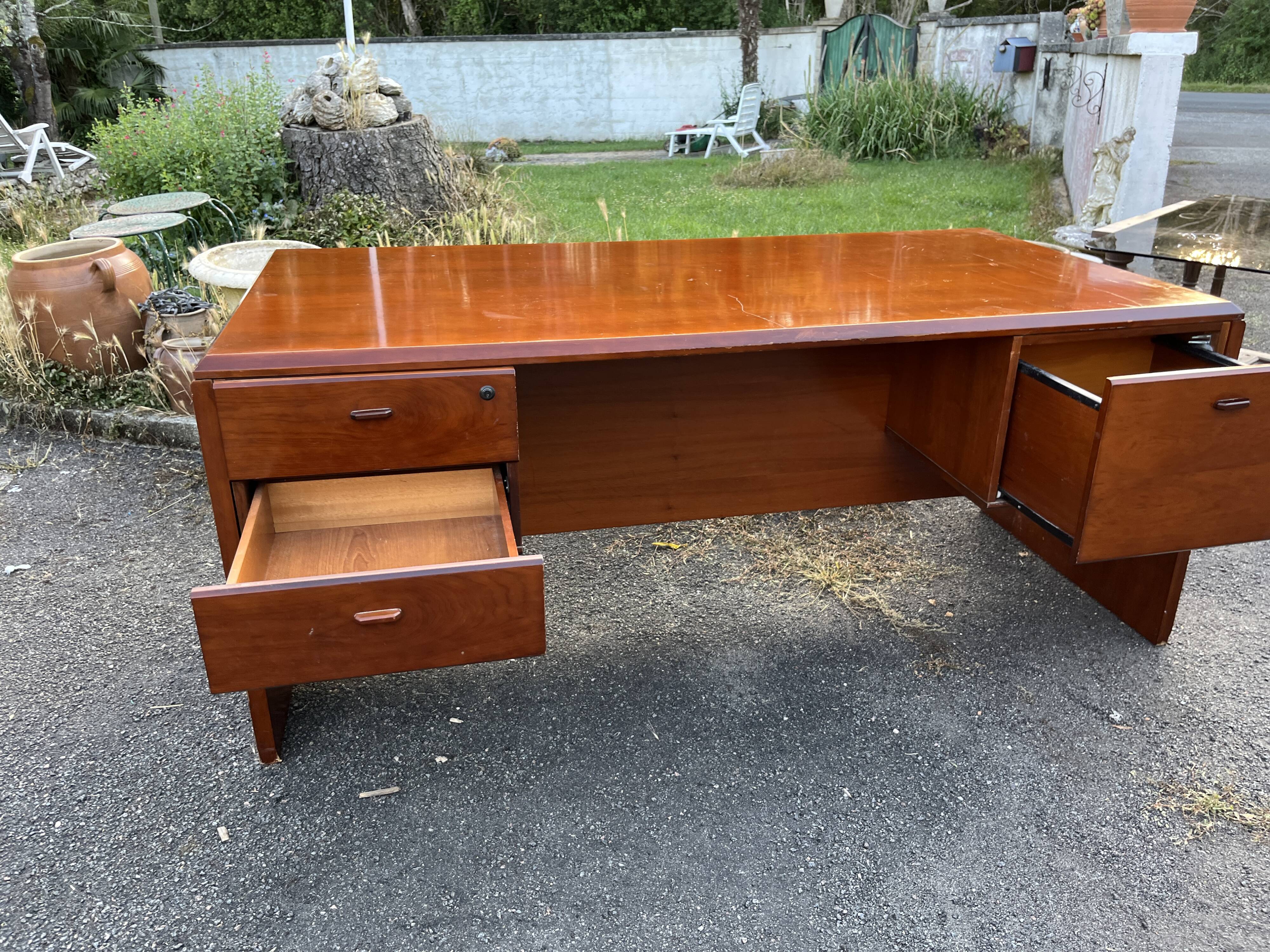 Large Vintage Modernist Desk – 1950s/1970s