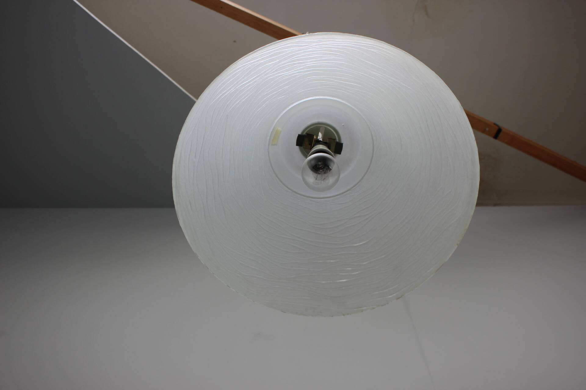 Vintage textured white glass pendant lamp from the 1970s.