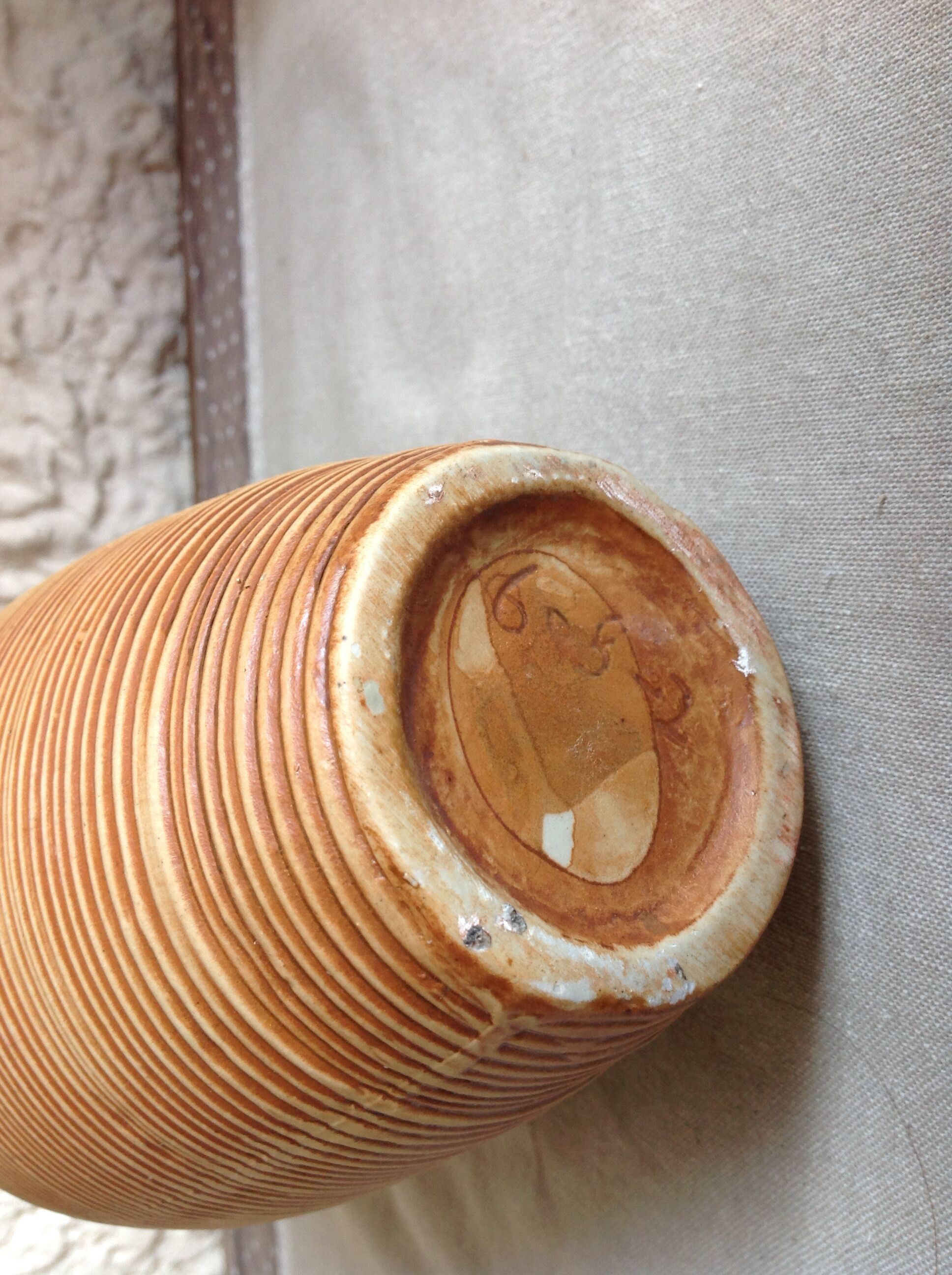 Soliflore ovoid vase in beige ceramic / vintage 70s