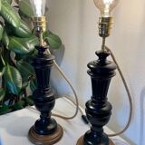 2 feet of lamp wood and black