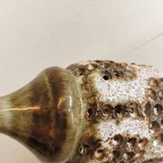 Lampe de table danoise en céramique, avec base perforée et belle glaçure.