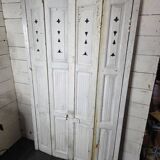 Paire de volets anciens ( persiennes)
