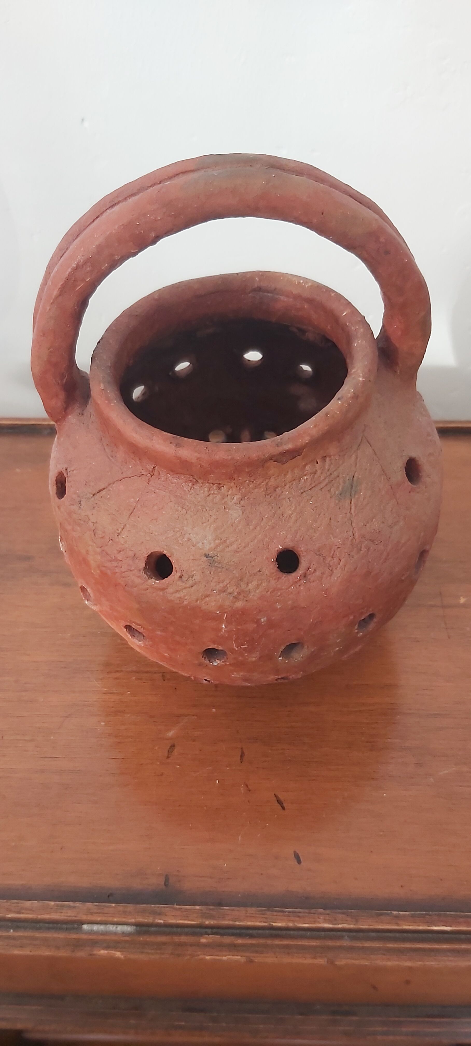 Terracotta pot / chestnut grill