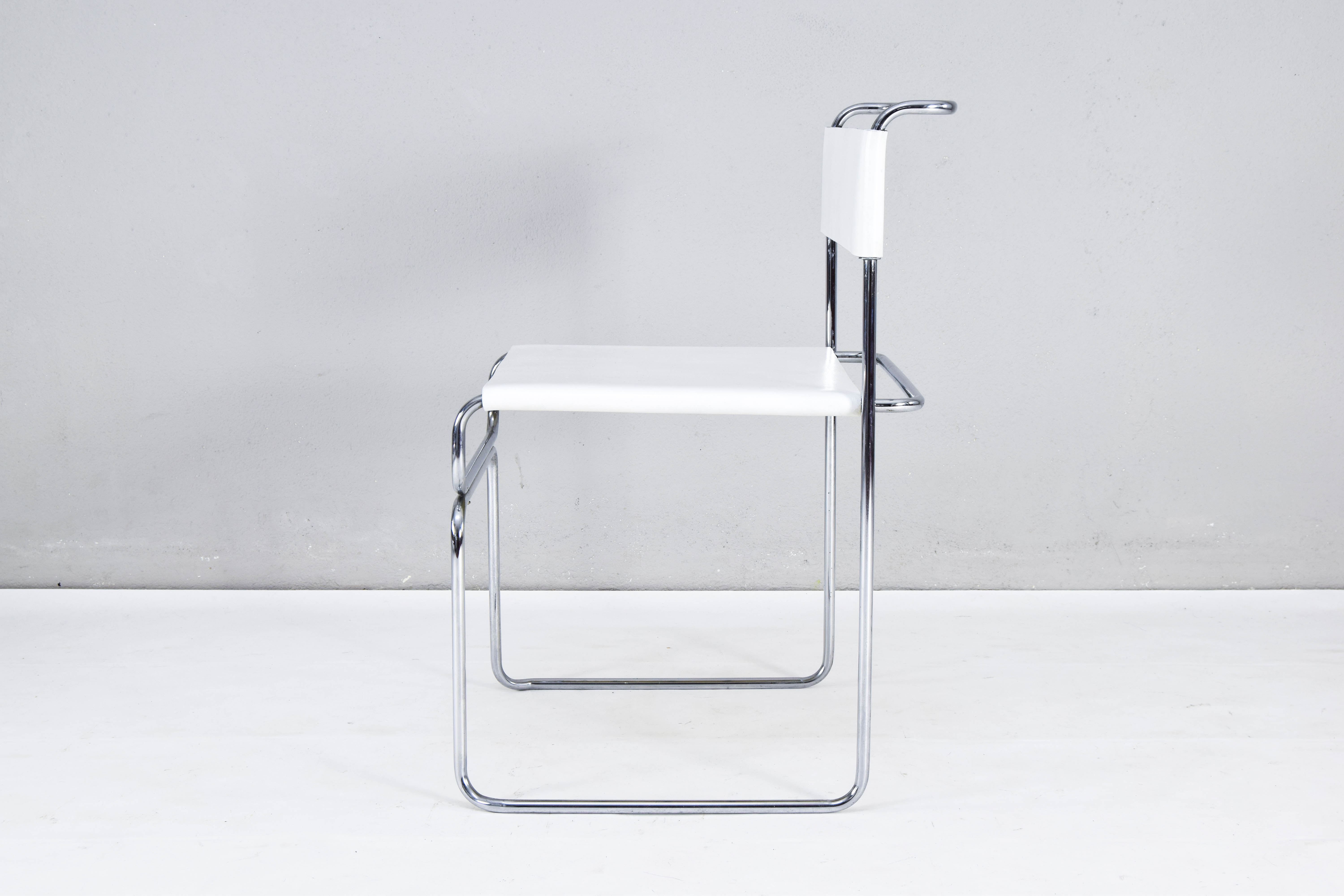 Set of Four Modern Italian White Leather Libellula Chairs by Giovanni Carini 70s