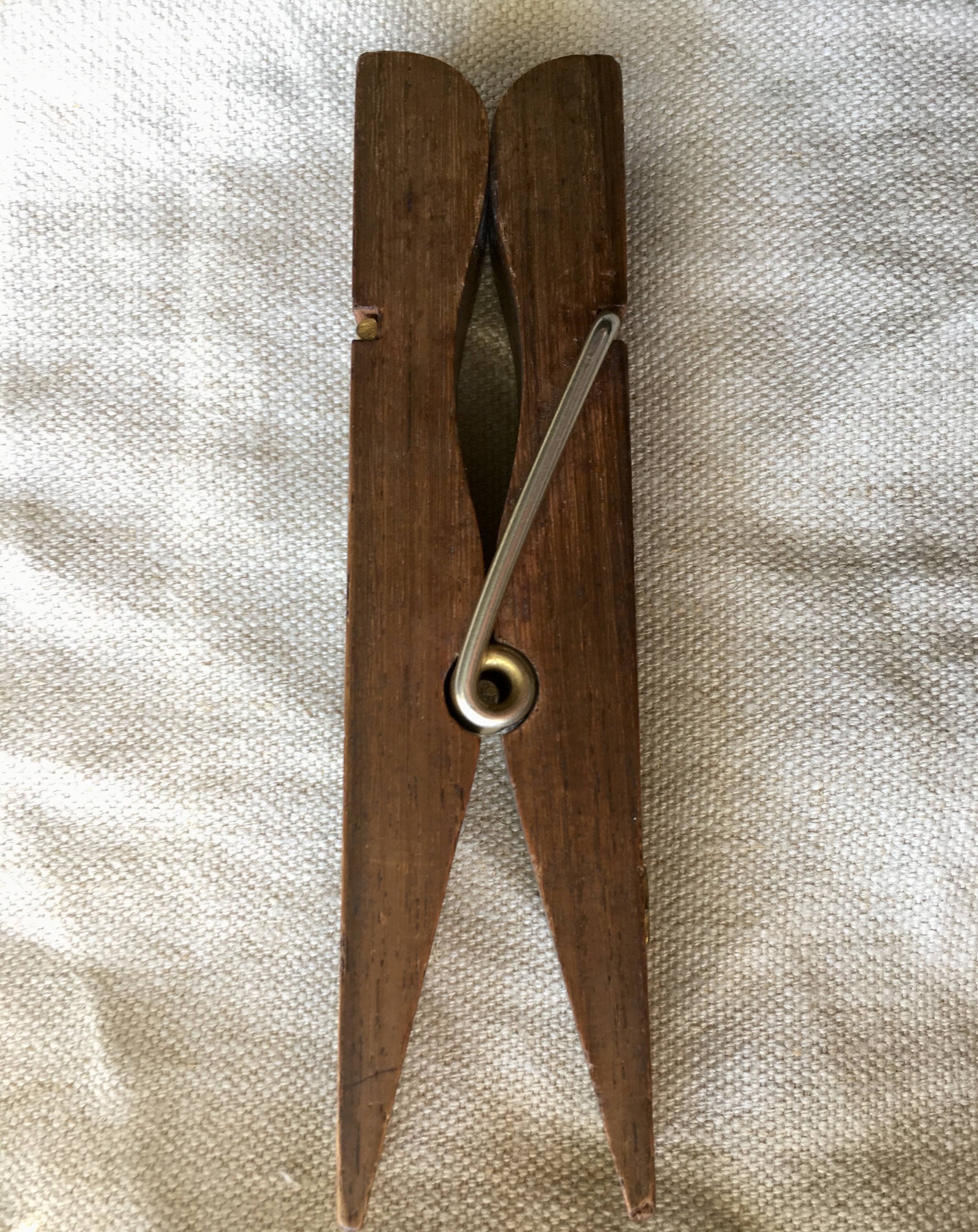 Wooden desk clamp