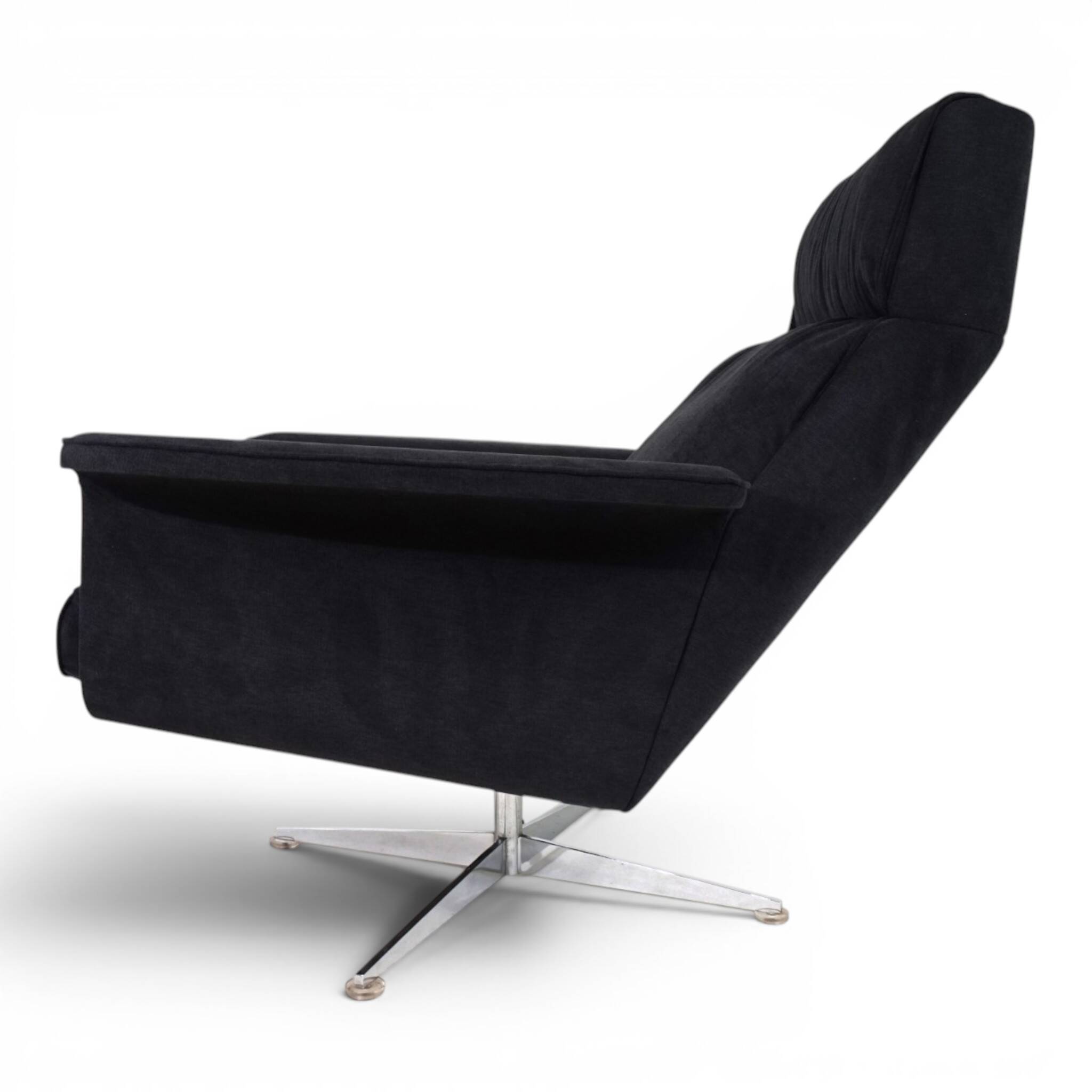 Kaufeld Siesta 62 lounge chair with ottoman by Jacques Brule, 1960