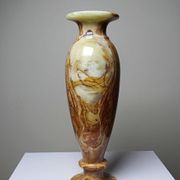 A pair of vintage baluster vases in green striped onyx from Italy, mid-century.