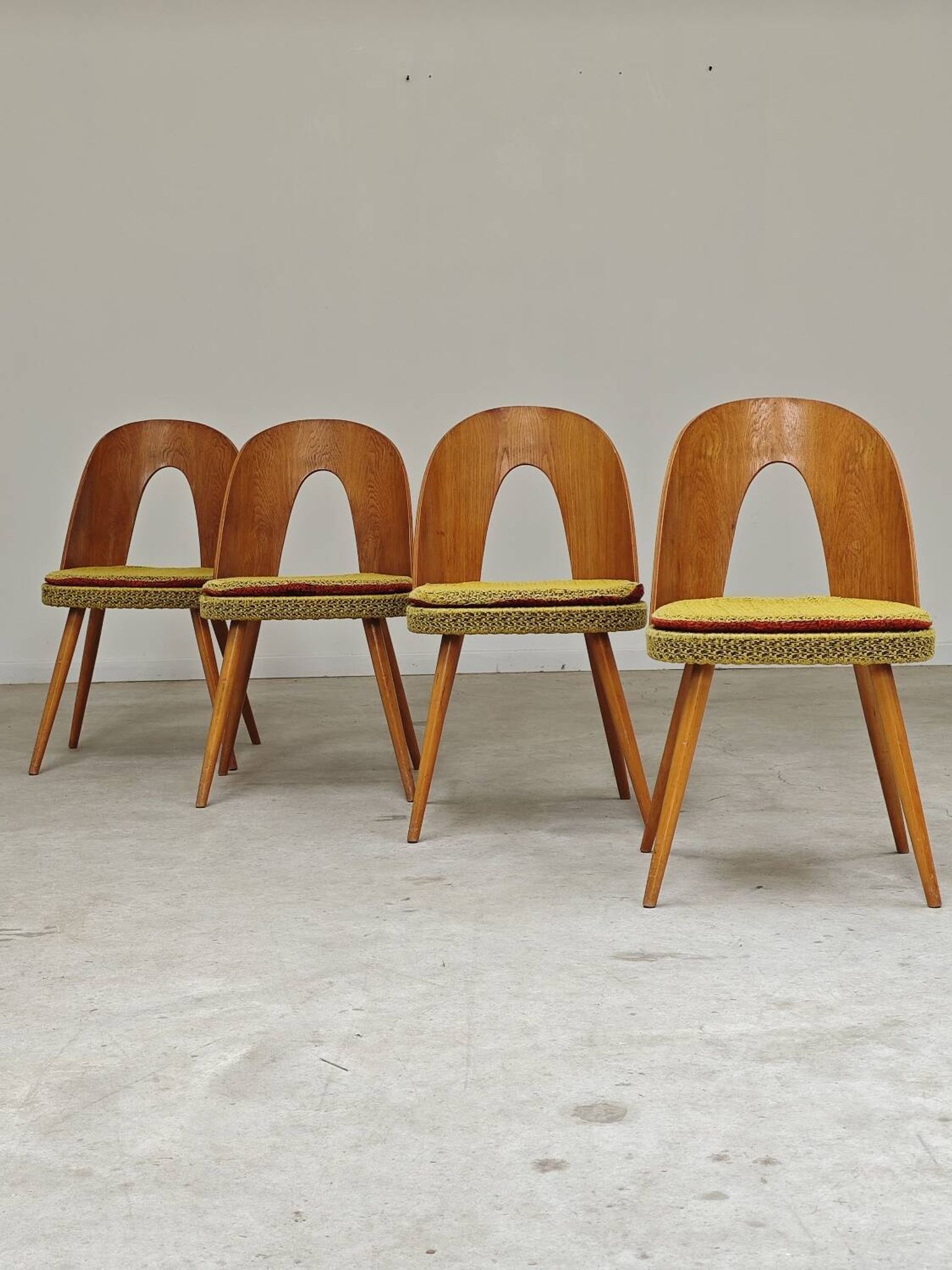 Set of 4 yellow Antonin Suman chairs for Tatra Nabytok 1960