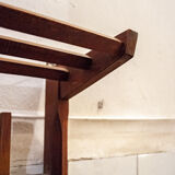 Portemanteau en noyer avec des détails en métal Production italienne des années 1950