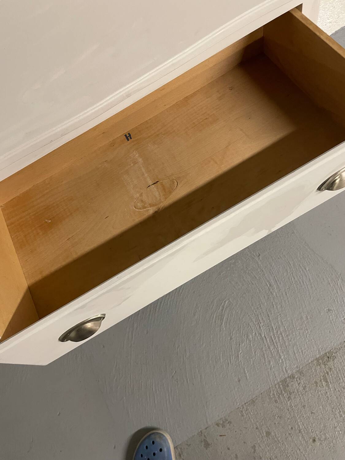 Vintage chest of drawers