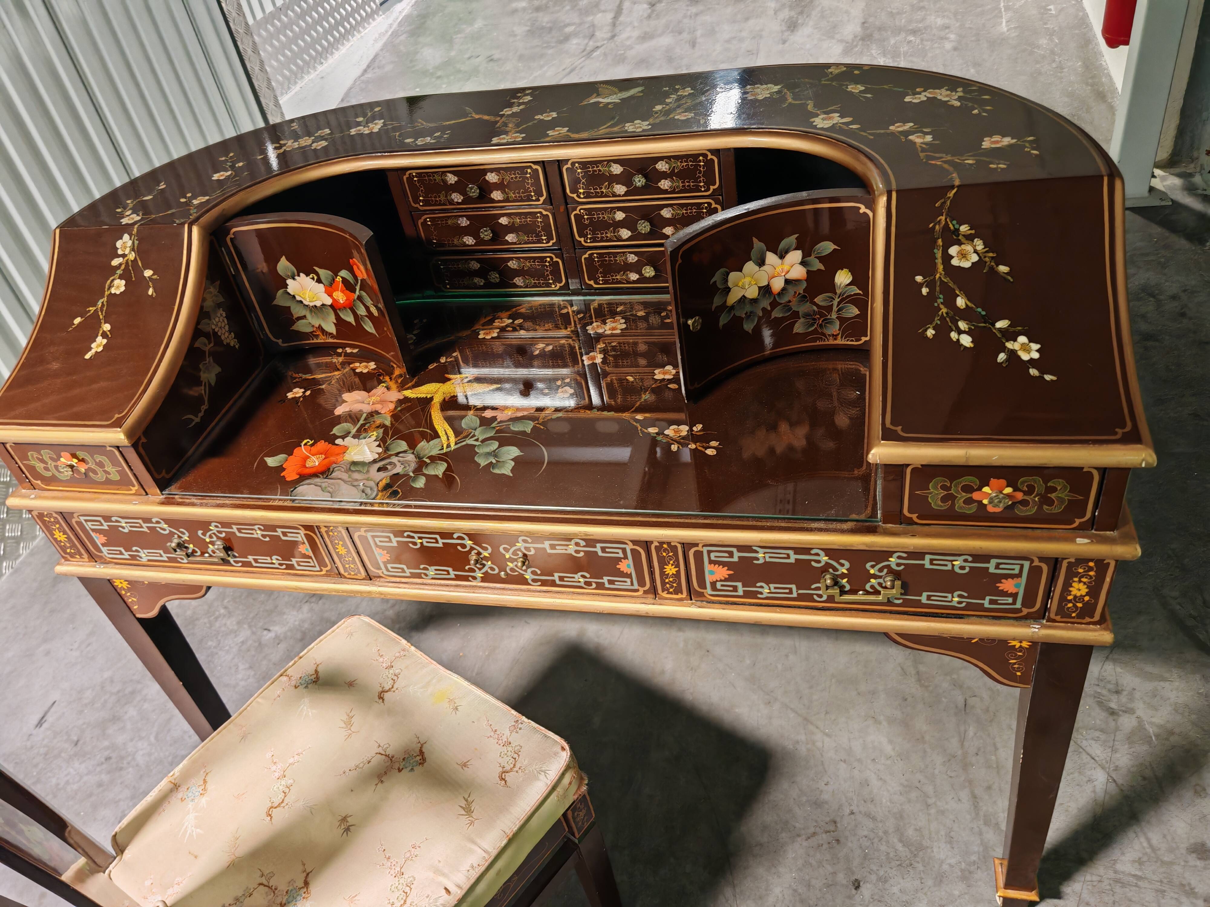 Chinese table with the vintage chair.
