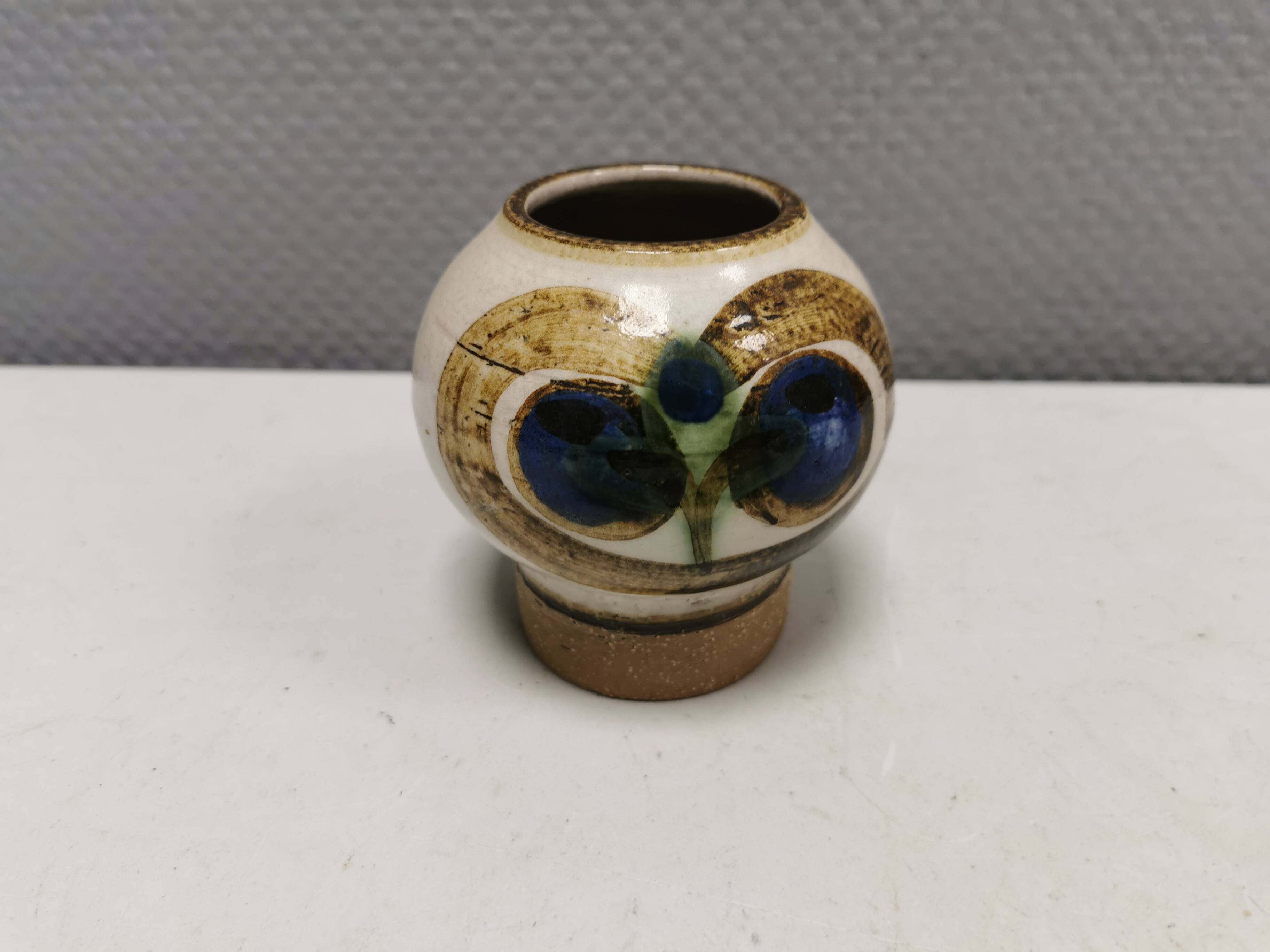 Ball ceramic vase, by Noomi Backhausen for Søholm Denmark 1970-80s