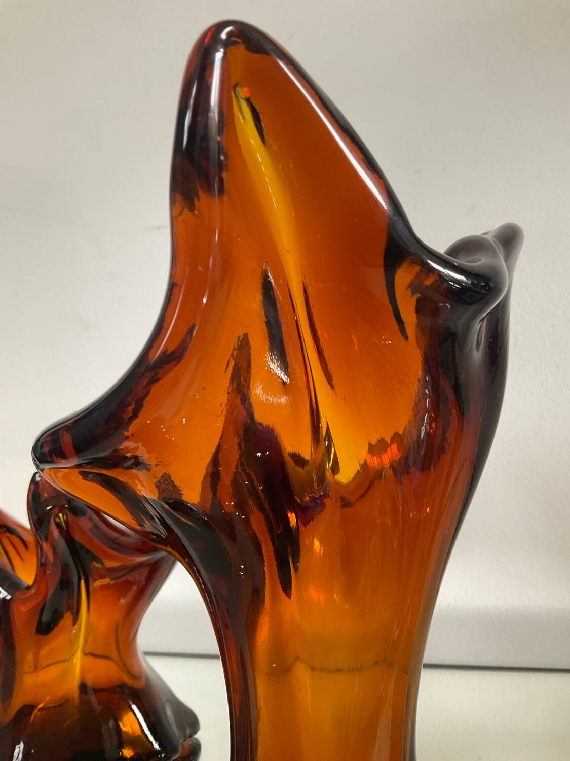Duo de vases vintage en pâte de verre ambré