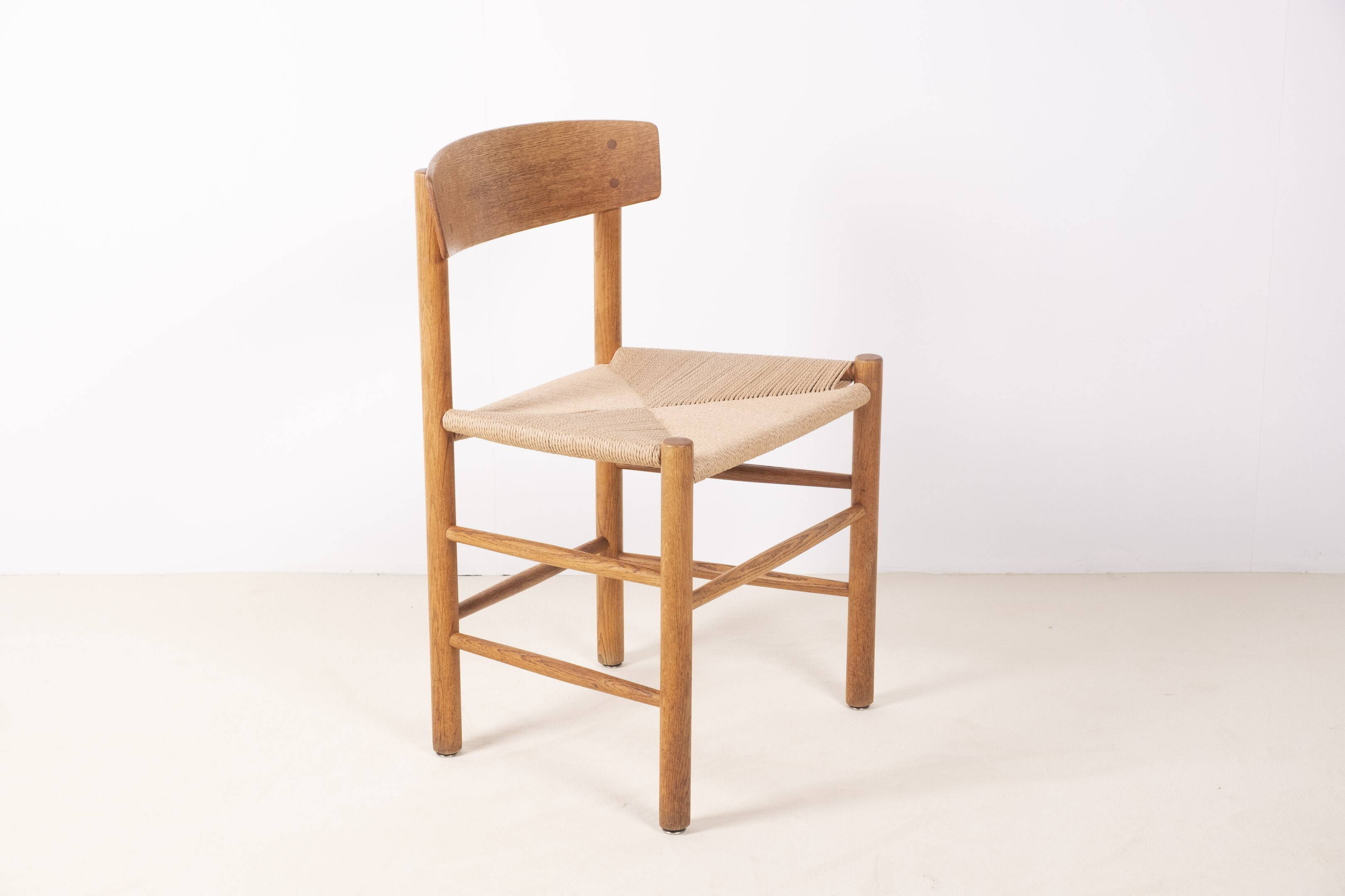 Børge Mogensen J39 People's Chair in Oak, 1950s Denmark
