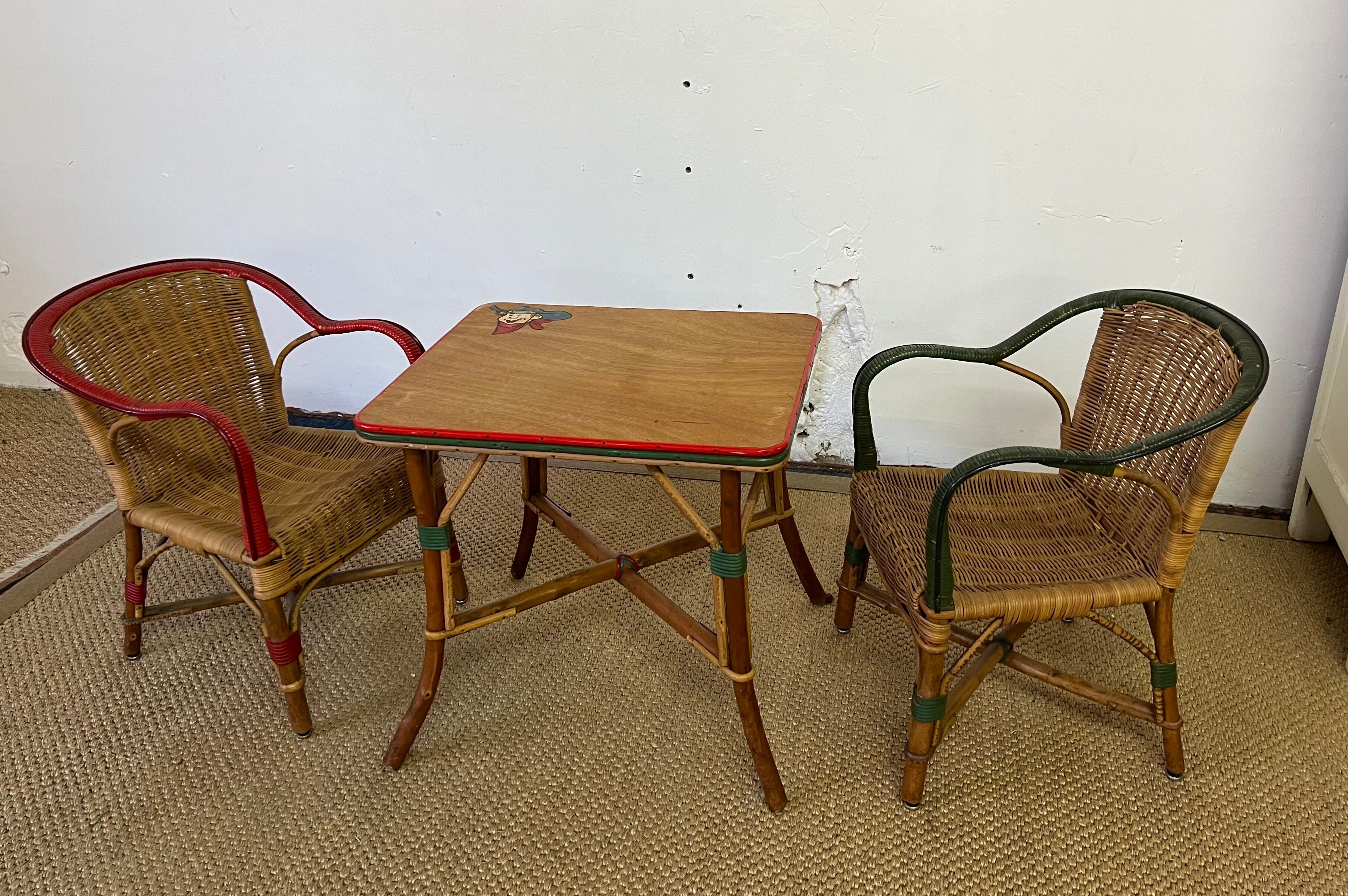 Set table and armchairs, children's rattan living room