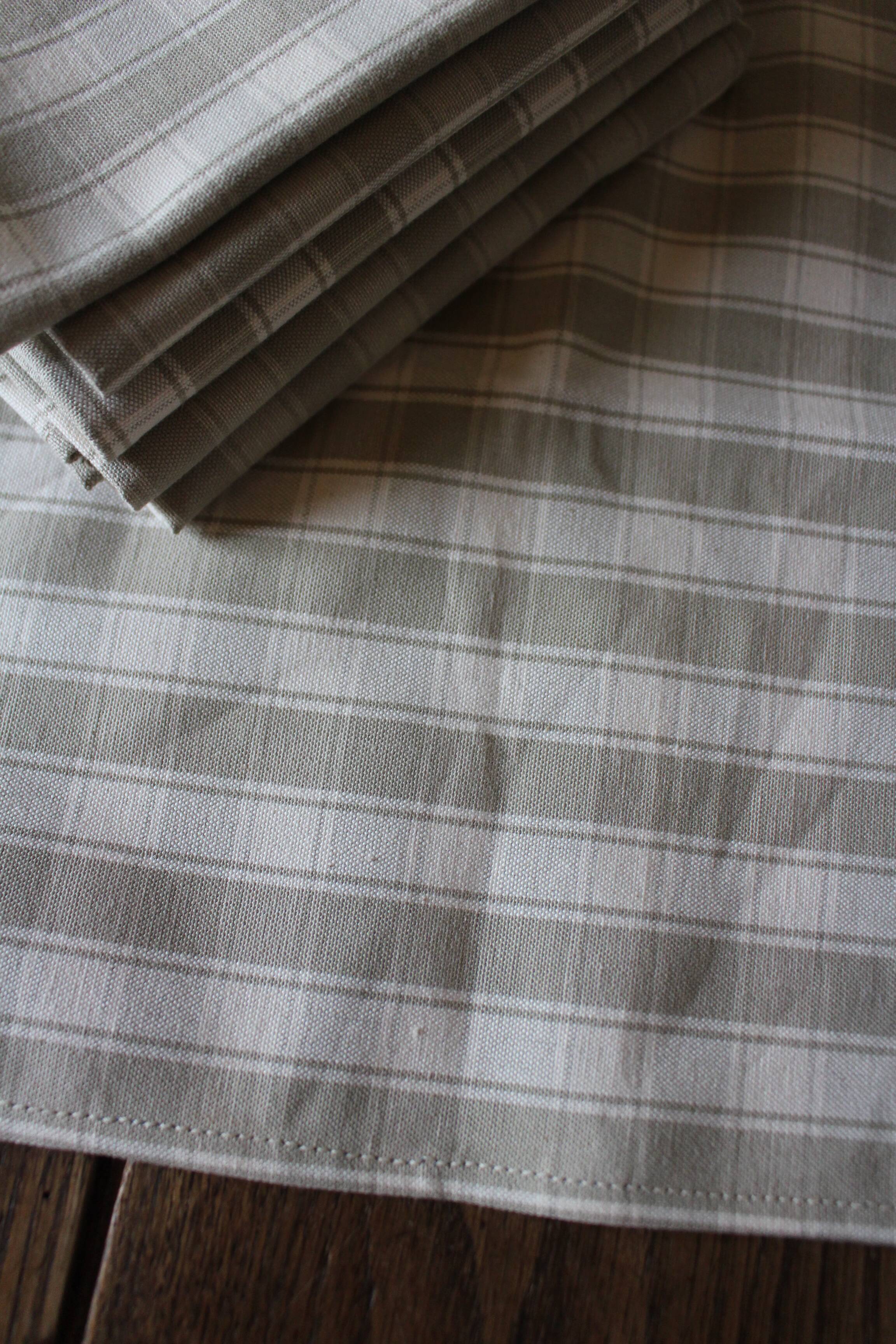 Lot 6 cotton napkins beige linen tiles