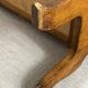 Porte-revues en bois avec repose verres