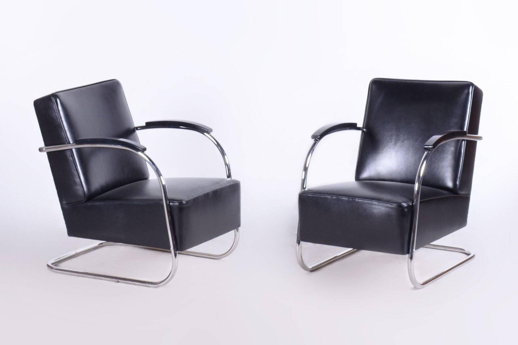 Bauhaus Seating Set in Chrome and Leather from Mücke Melder, Czech, 1930s, Set of 3