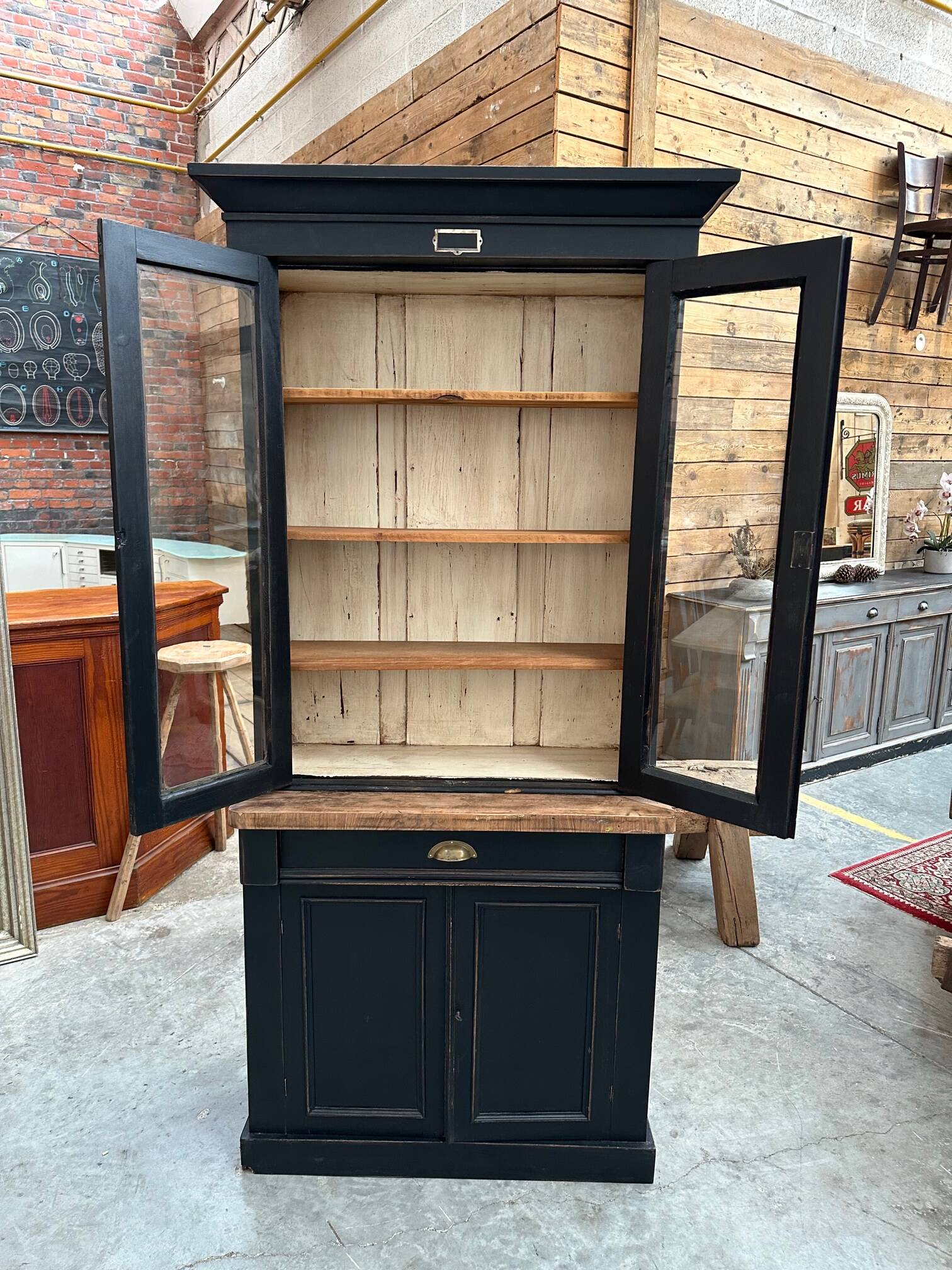 Small showcase early 20th century