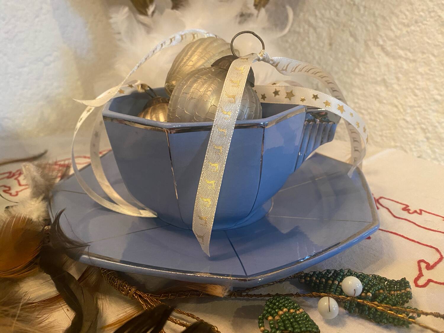 Large Art Deco mug stamped Longwy