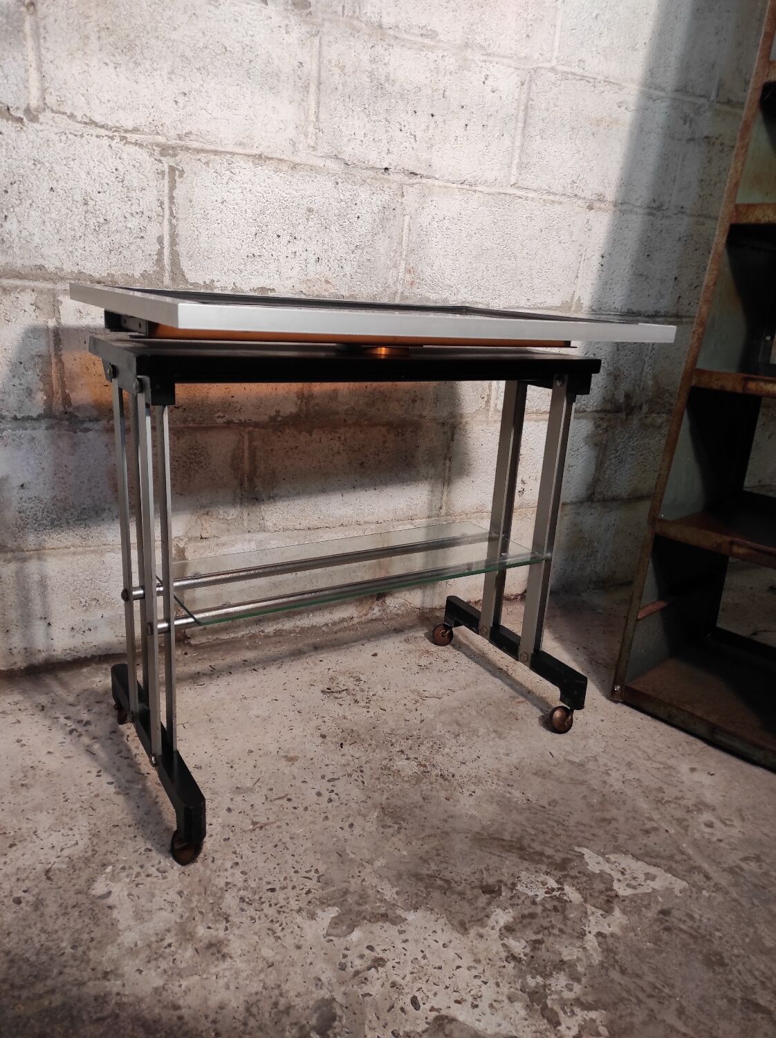 1970 glass and metal service