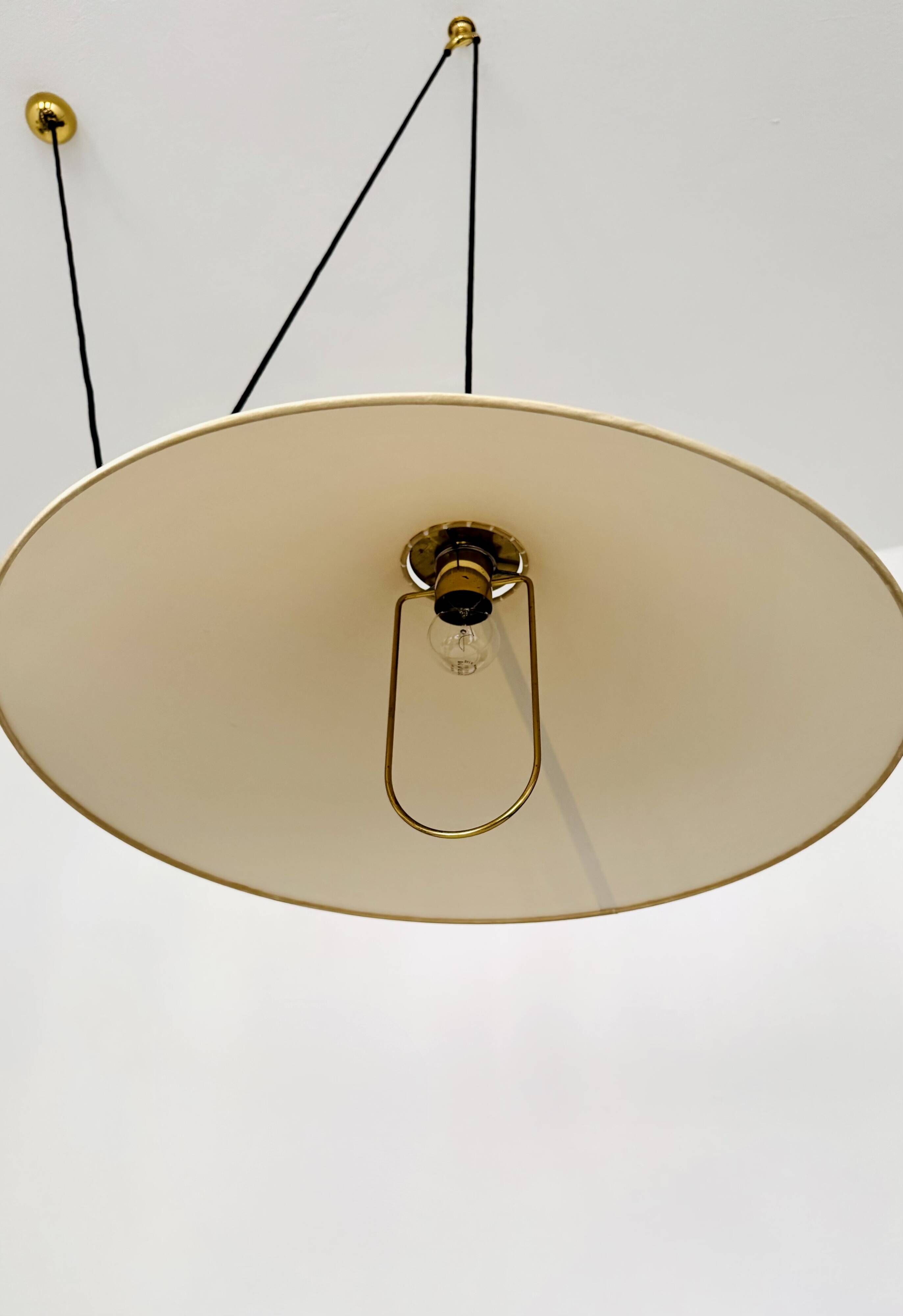 Large Adjustable Pendant Lamp with Counterweight by Florian Schulz