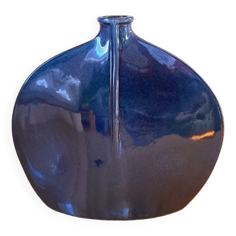 Vase bleu en grès émaillé
