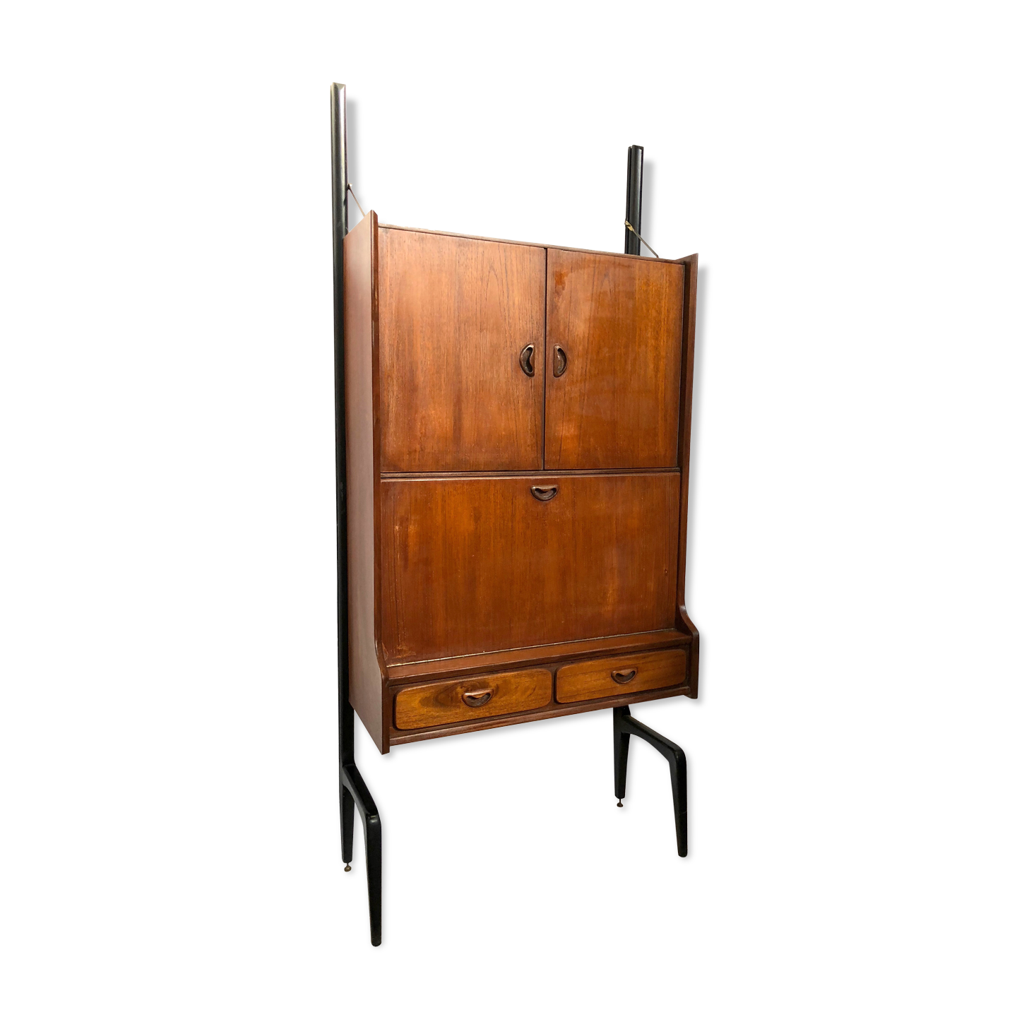 Louis Van Teeffelen writind desk of Webe 60s