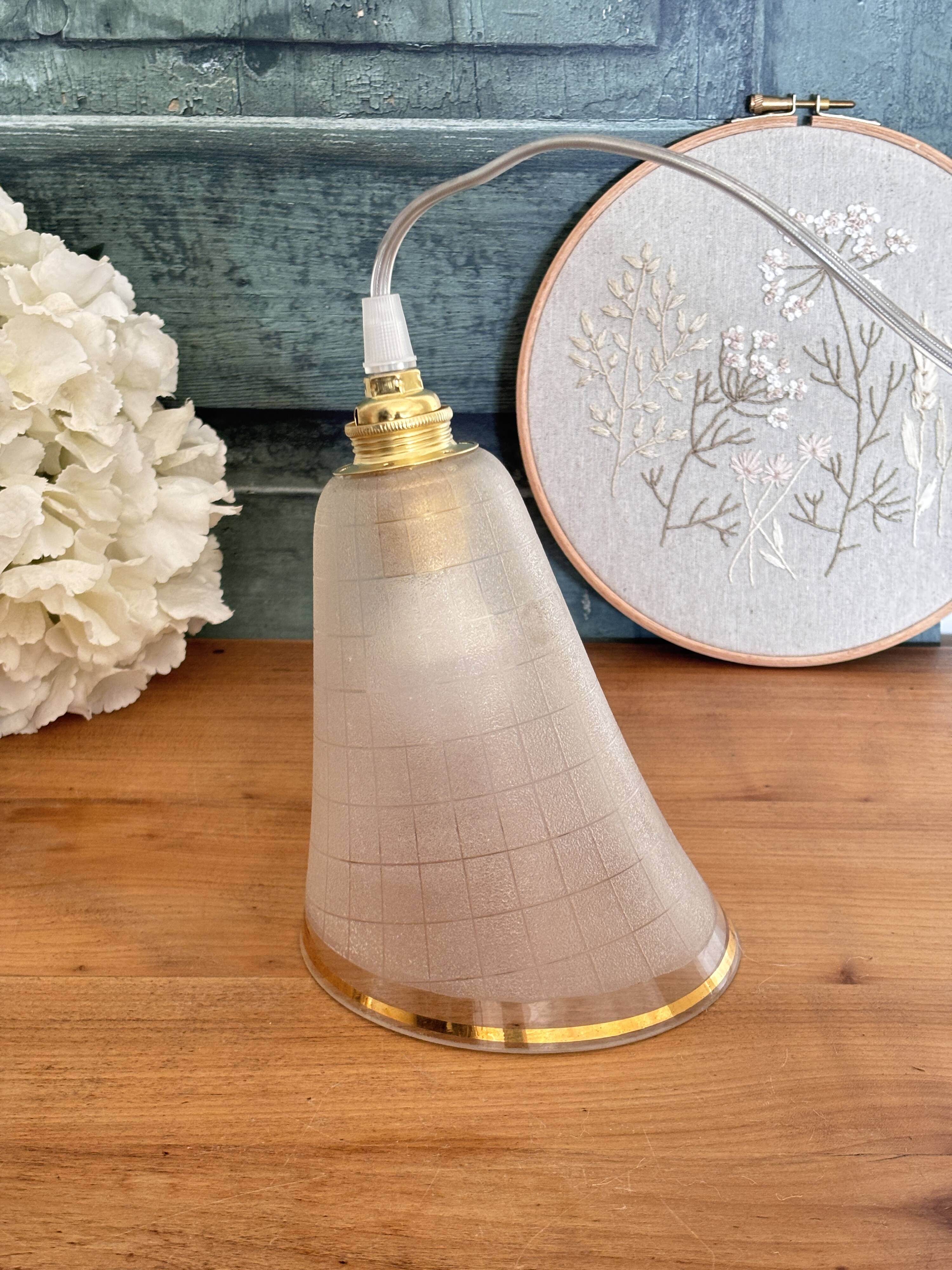"Clara" portable lamp