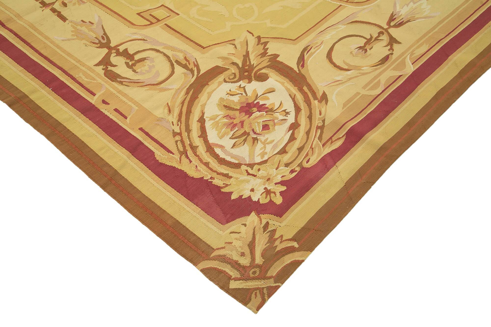 Handmade European Vintage Aubusson Kilim 271 cm x 362 cm