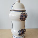 Pharmacy pot, Saint-Clement