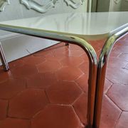 Chrome coffee table 70