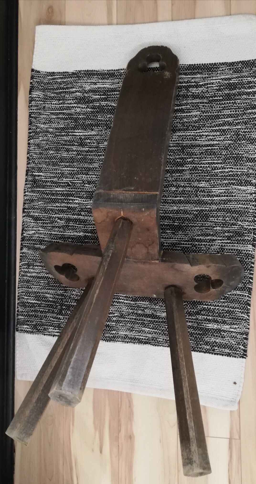 Brutalist tripod chair