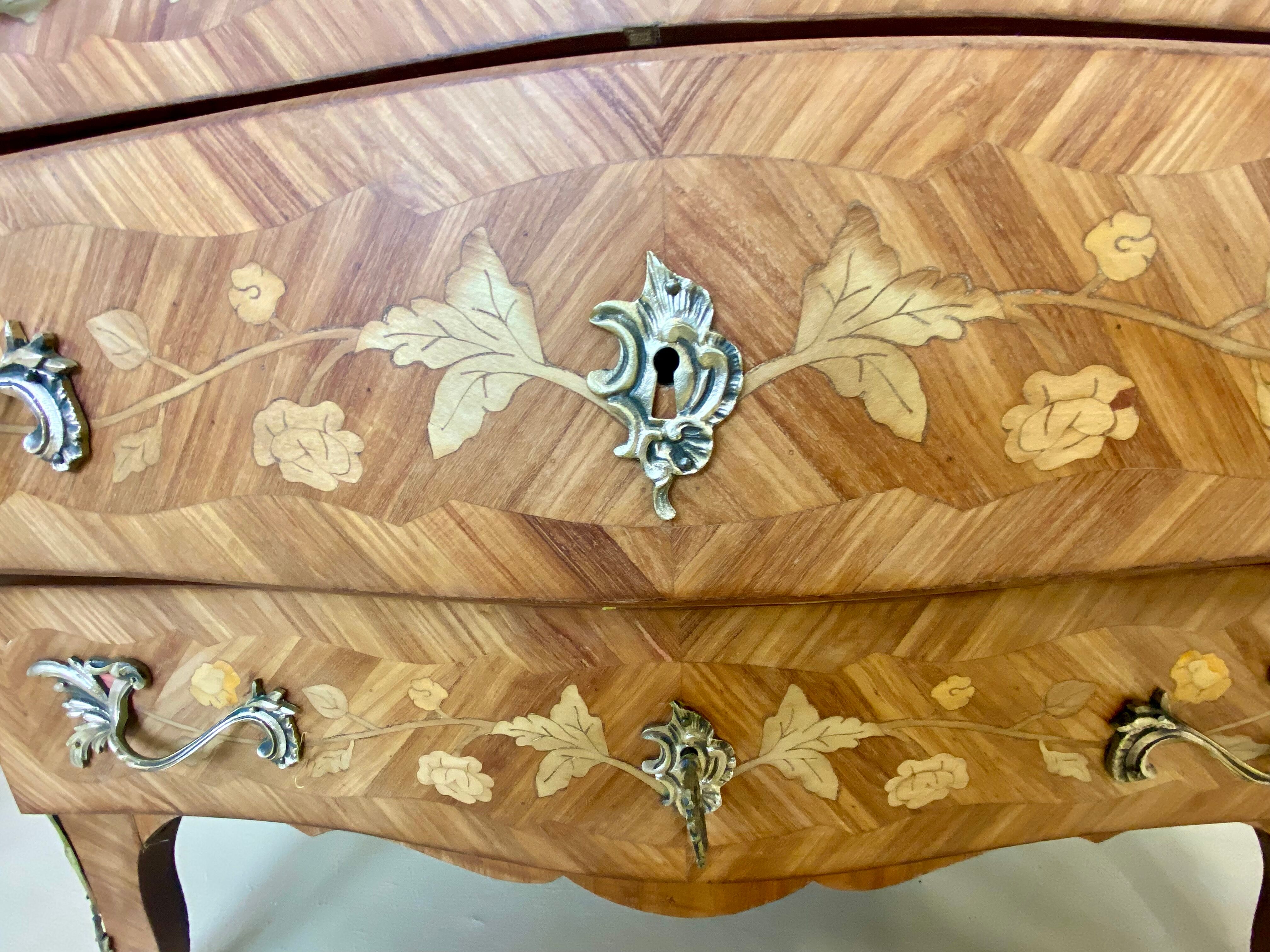 Commode Louis XV Marble top and marquetry