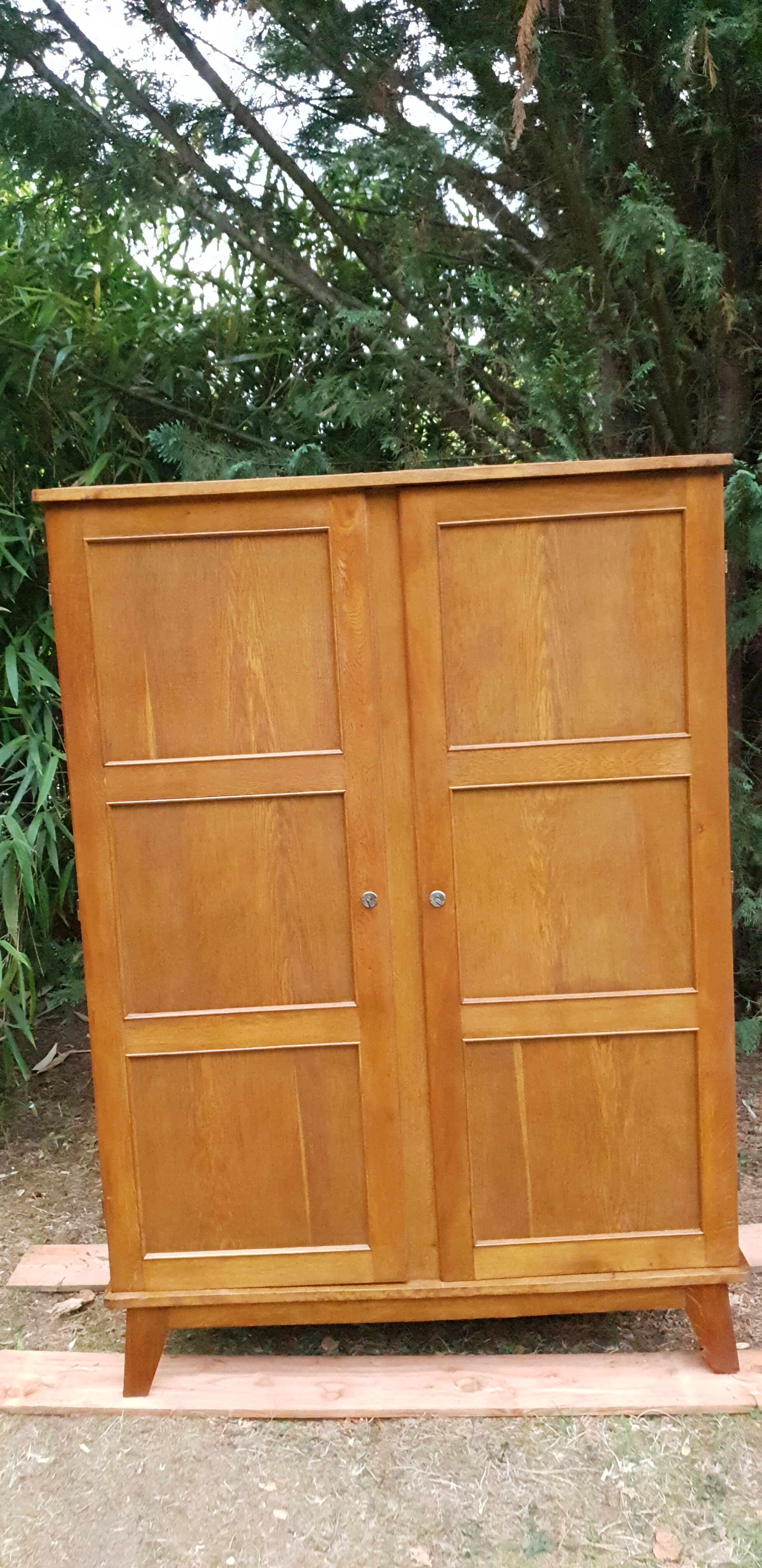 Wardrobe by René Gabriel