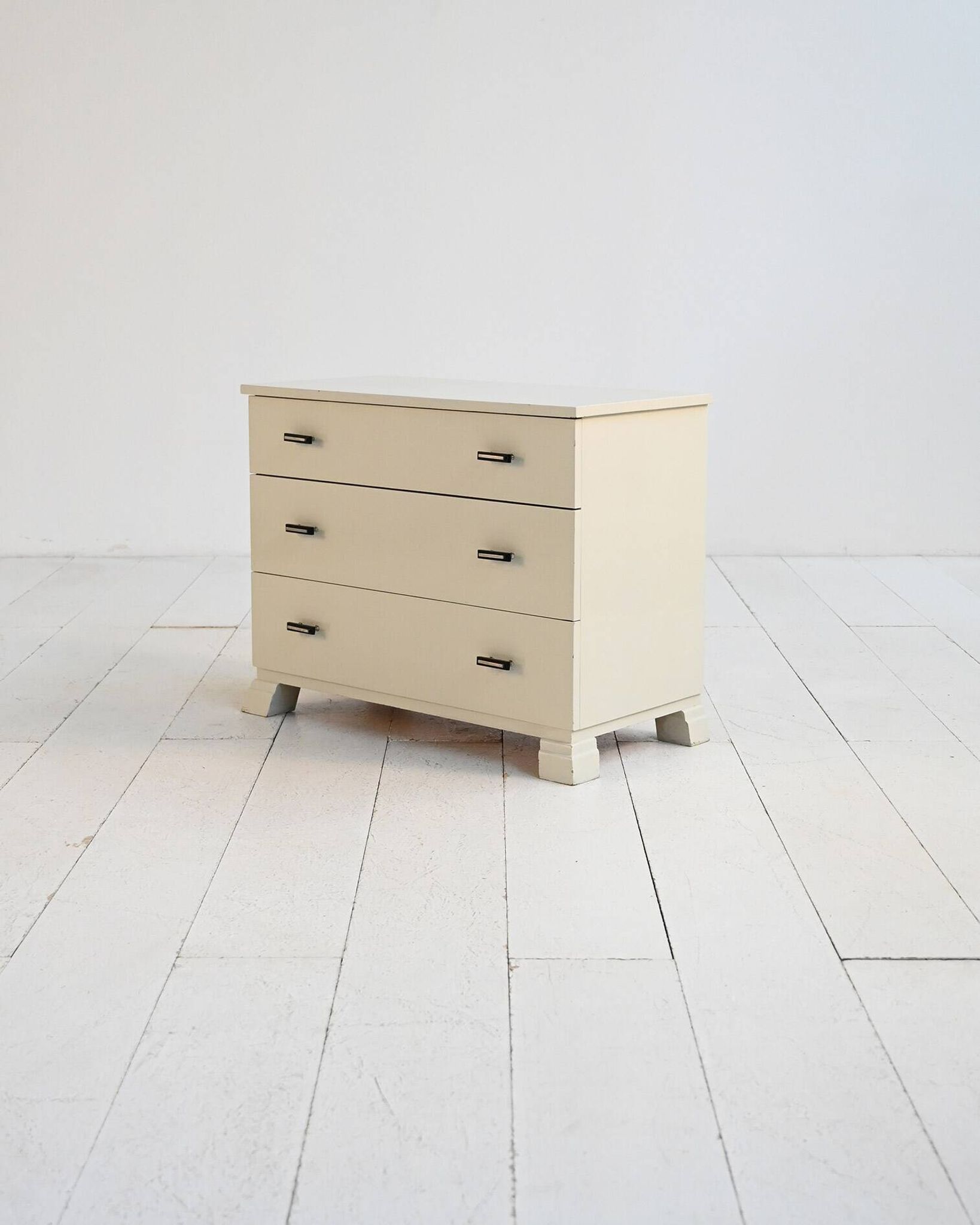 Scandinavian lacquered chest, 1930s/40s