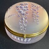 Enamelled candy maker