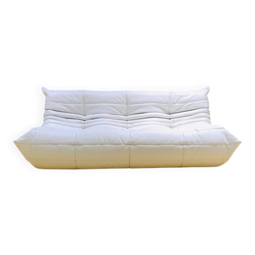 French Togo sofa in white cow leather by Michel Ducaroy for Ligne Roset.