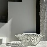 Large classic diamond-tipped glass salad bowl