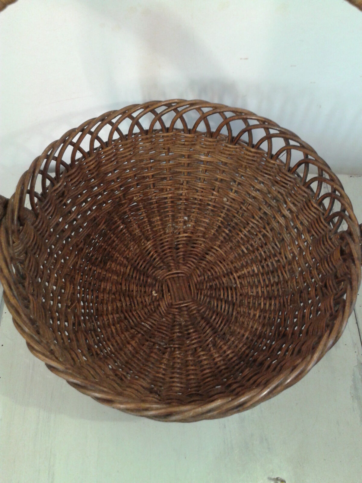 Former basket on foot