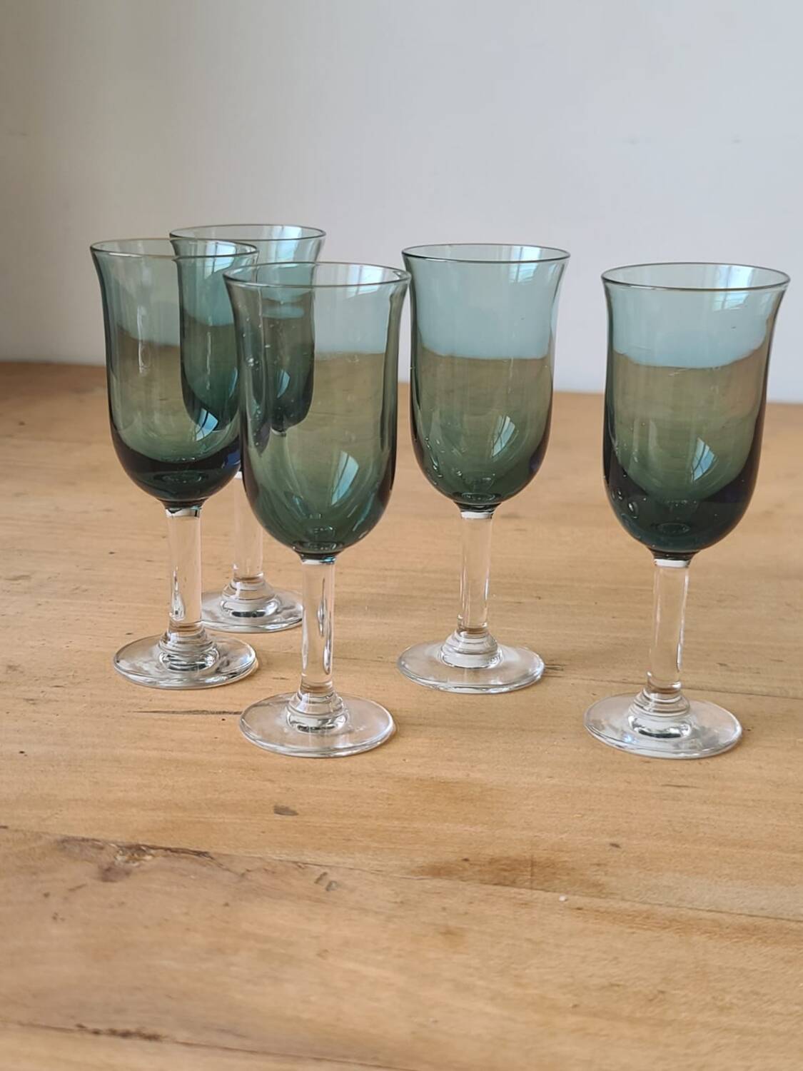 Lot de 5 verres à liqueurs