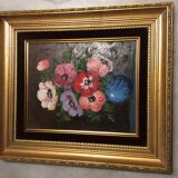 Flower bouquet table with frame
